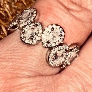 Women’s CZ on Rhodium Plating Size 9